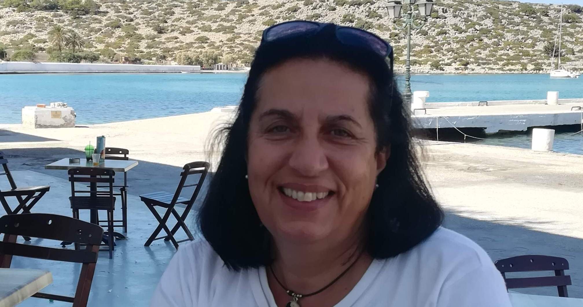 Ελένη Καρακατσάνη